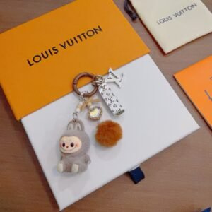 oLVo Charms 0236
