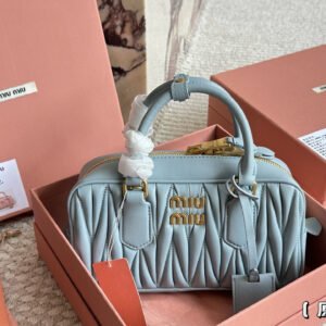 oMIUMIUo Bags 0092