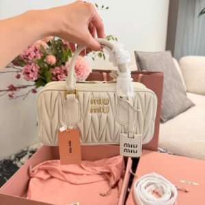 oMIUMIUo Bags 0217