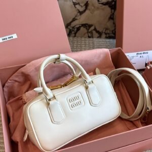 oMIUMIUo Bags 0235