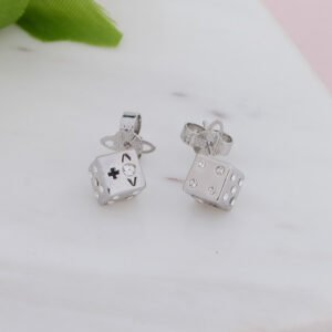 oVWo Earrings 0485