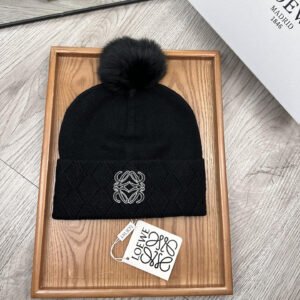 oLOEWEo Hats 0018