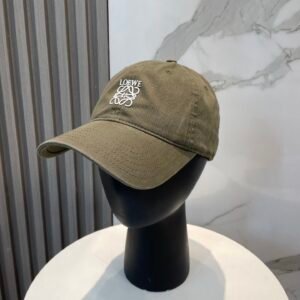 oLOEWEo Hats 0097
