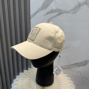 oLOEWEo Hats 0118