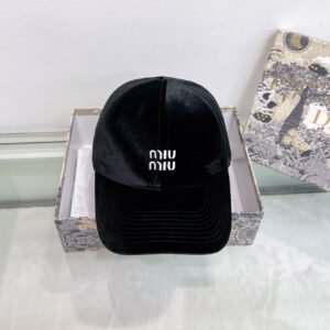 oMIUMIUo Hats 0007