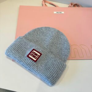 oMIUMIUo Hats 0034