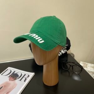 oMIUMIUo Hats 0124