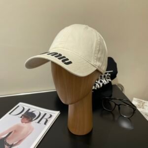 oMIUMIUo Hats 0128