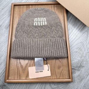 oMIUMIUo Hats 0132
