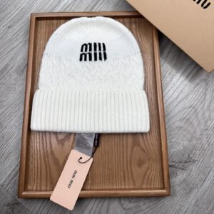 oMIUMIUo Hats 0136