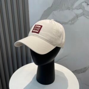 oMIUMIUo Hats 0142