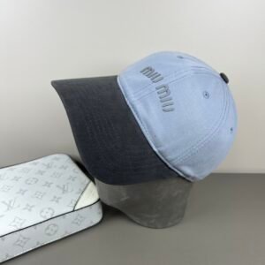 oMIUMIUo Hats 0147