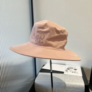 oMIUMIUo Hats 0152