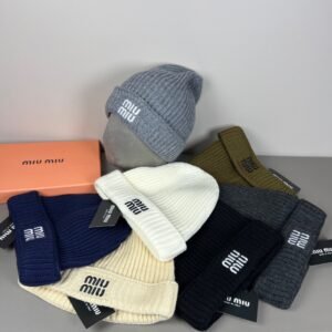 oMIUMIUo Hats 0200