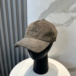 oMIUMIUo Hats 0231