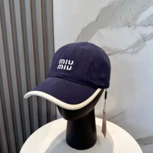 oMIUMIUo Hats 0240