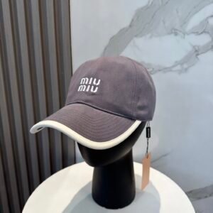 oMIUMIUo Hats 0244