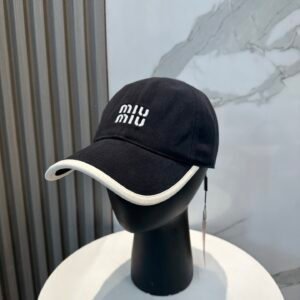 oMIUMIUo Hats 0245