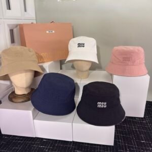 oMIUMIUo Hats 0255
