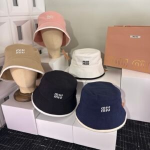 oMIUMIUo Hats 0256