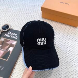 oMIUMIUo Hats 0268