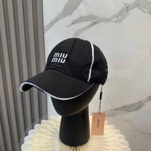 oMIUMIUo Hats 0297