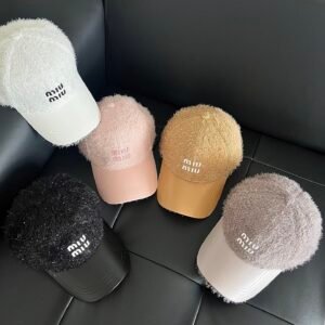oMIUMIUo Hats 0352