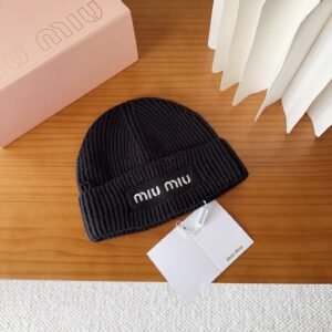 oMIUMIUo Hats 0357