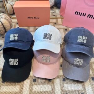 oMIUMIUo Hats 0360