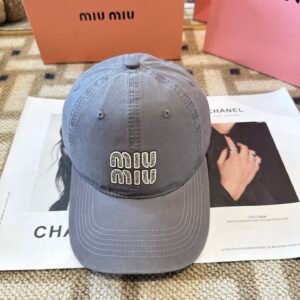 oMIUMIUo Hats 0366