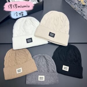 oMIUMIUo Hats 0368