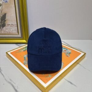 oMIUMIUo Hats 0381