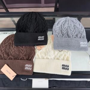 oMIUMIUo Hats 0391