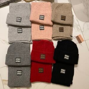 oMIUMIUo Hats 0393