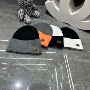 oMIUMIUo Hats 0397