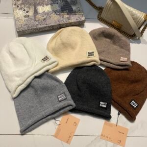 oMIUMIUo Hats 0410