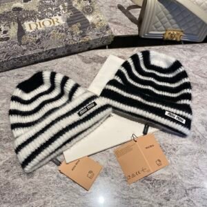 oMIUMIUo Hats 0425