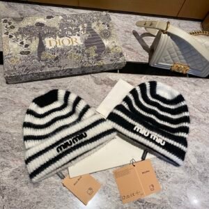 oMIUMIUo Hats 0426