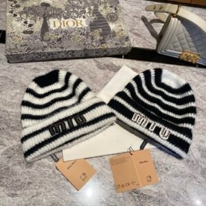 oMIUMIUo Hats 0427