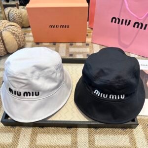 oMIUMIUo Hats 0430