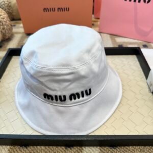 oMIUMIUo Hats 0432