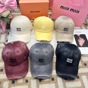 oMIUMIUo Hats 0436