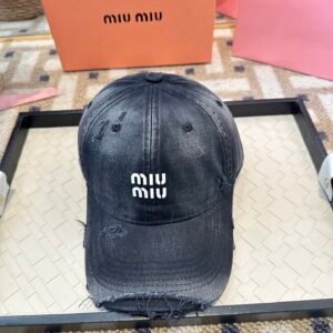oMIUMIUo Hats 0437