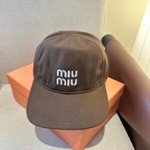 oMIUMIUo Hats 0451