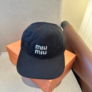 oMIUMIUo Hats 0452
