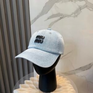 oMIUMIUo Hats 0458