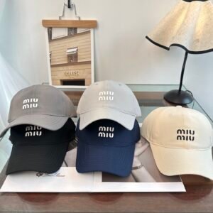 oMIUMIUo Hats 0472