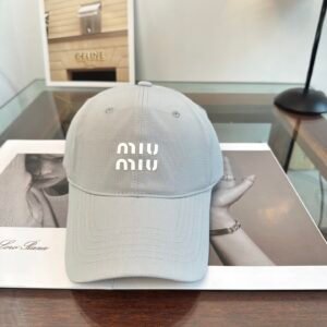 oMIUMIUo Hats 0476