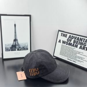 oMIUMIUo Hats 0485