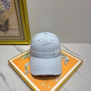 oMIUMIUo Hats 0488